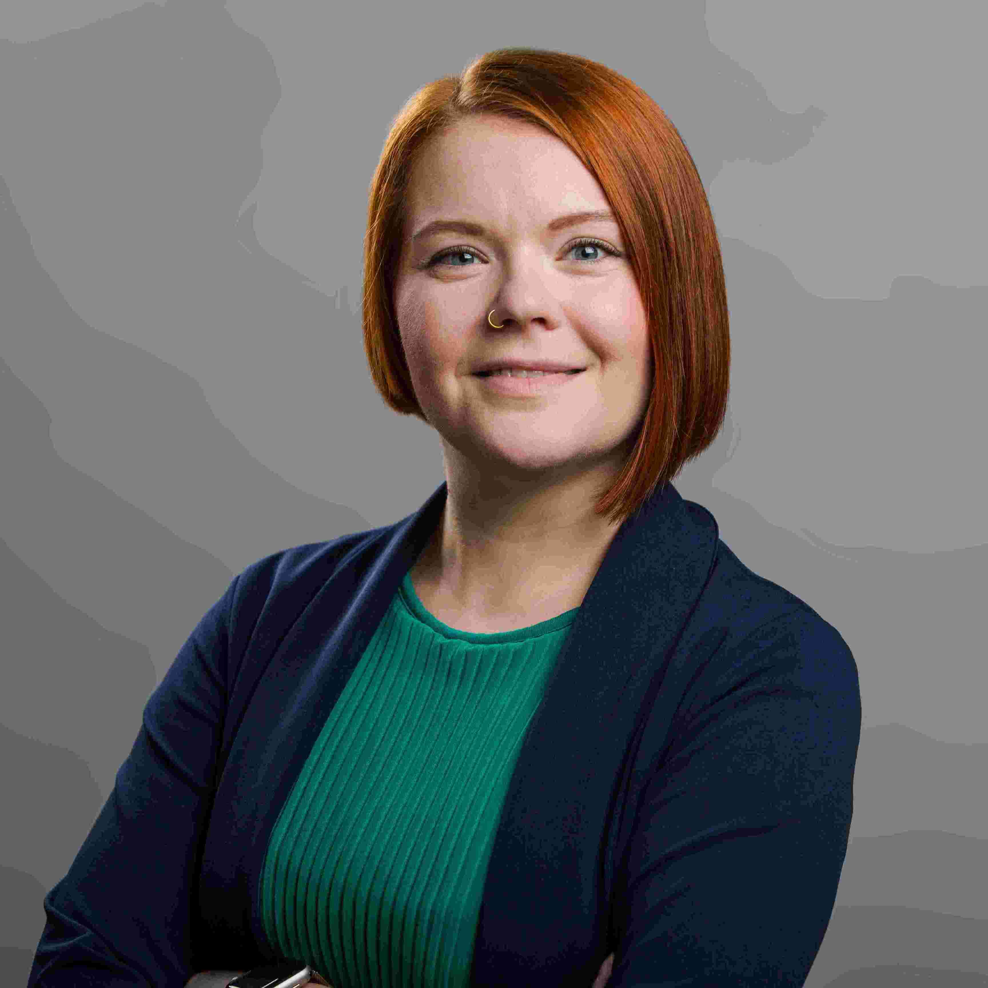 Frau Alexandra Meier